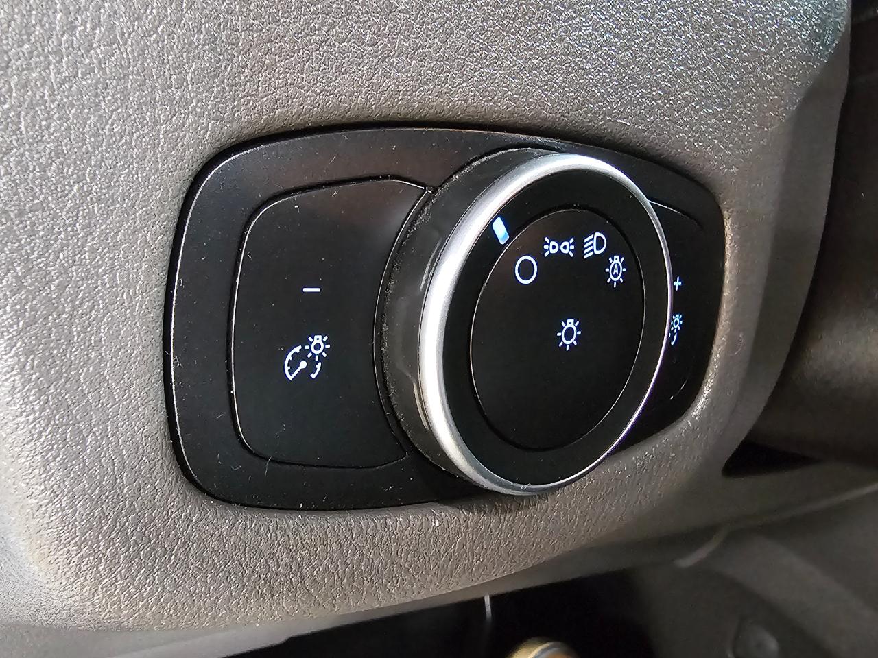 Ford Transit Connect Van XL LWB w/Rear Symmetrical Doors 2020