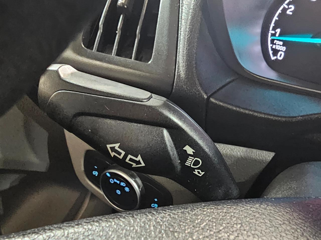 Ford Transit Connect Van XL LWB w/Rear Symmetrical Doors 2020