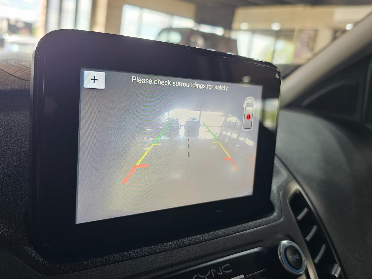 Ford Transit Connect Van XL LWB w/Rear Symmetrical Doors 2020