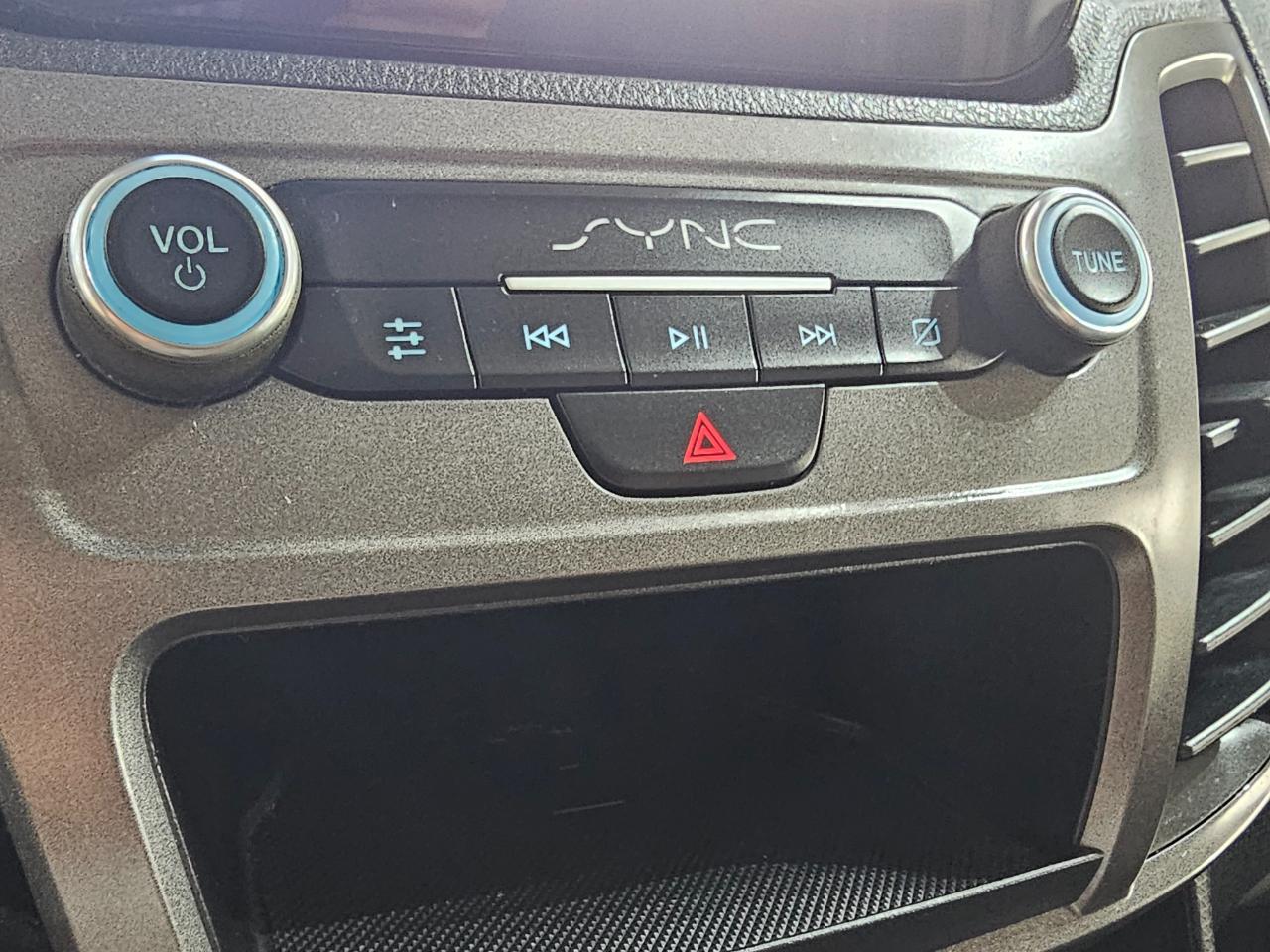 Ford Transit Connect Van XL LWB w/Rear Symmetrical Doors 2020