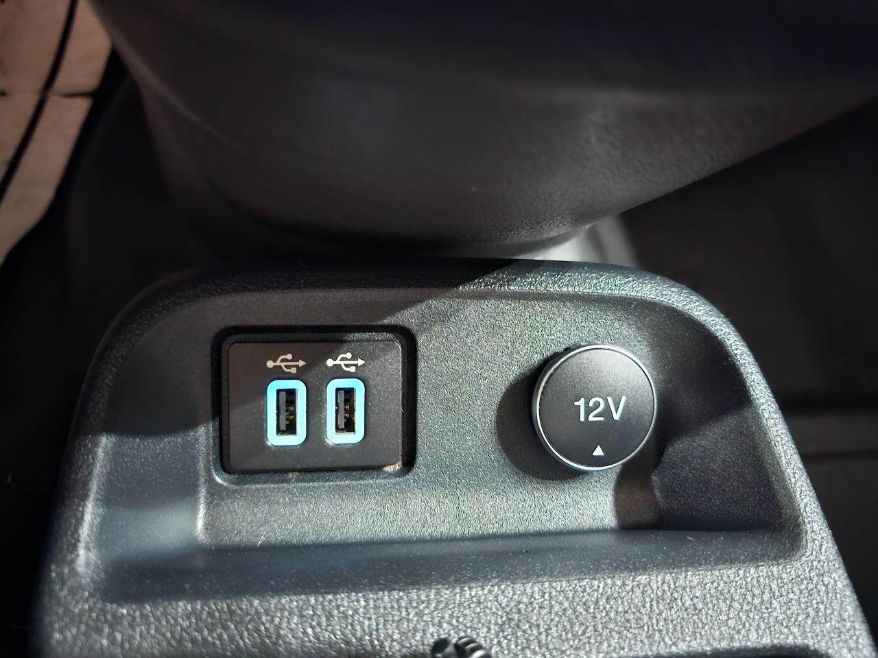 Ford Transit Connect Van XL LWB w/Rear Symmetrical Doors 2020