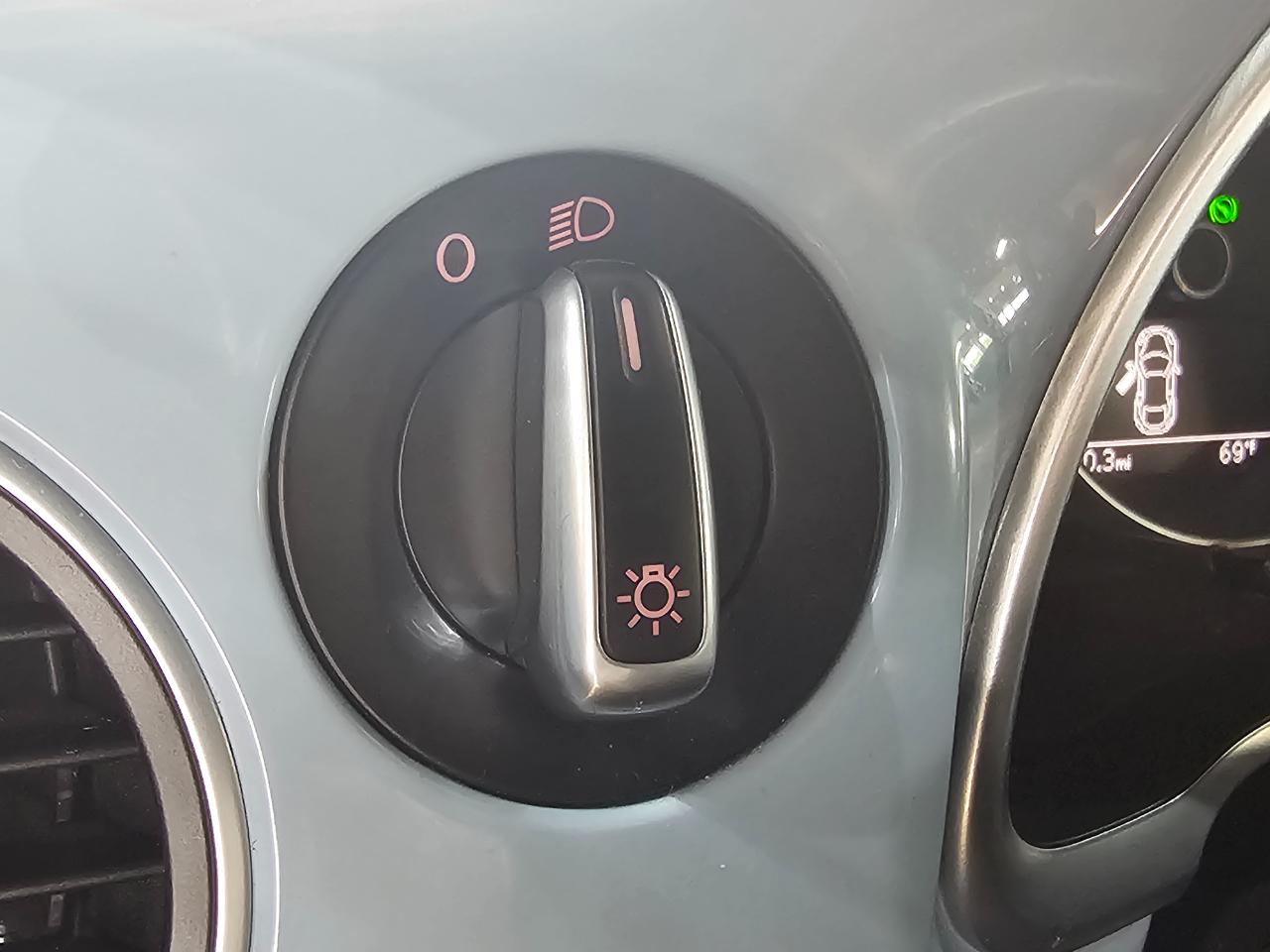 Volkswagen Beetle Coupe 2dr Auto 1.8T PZEV 2014