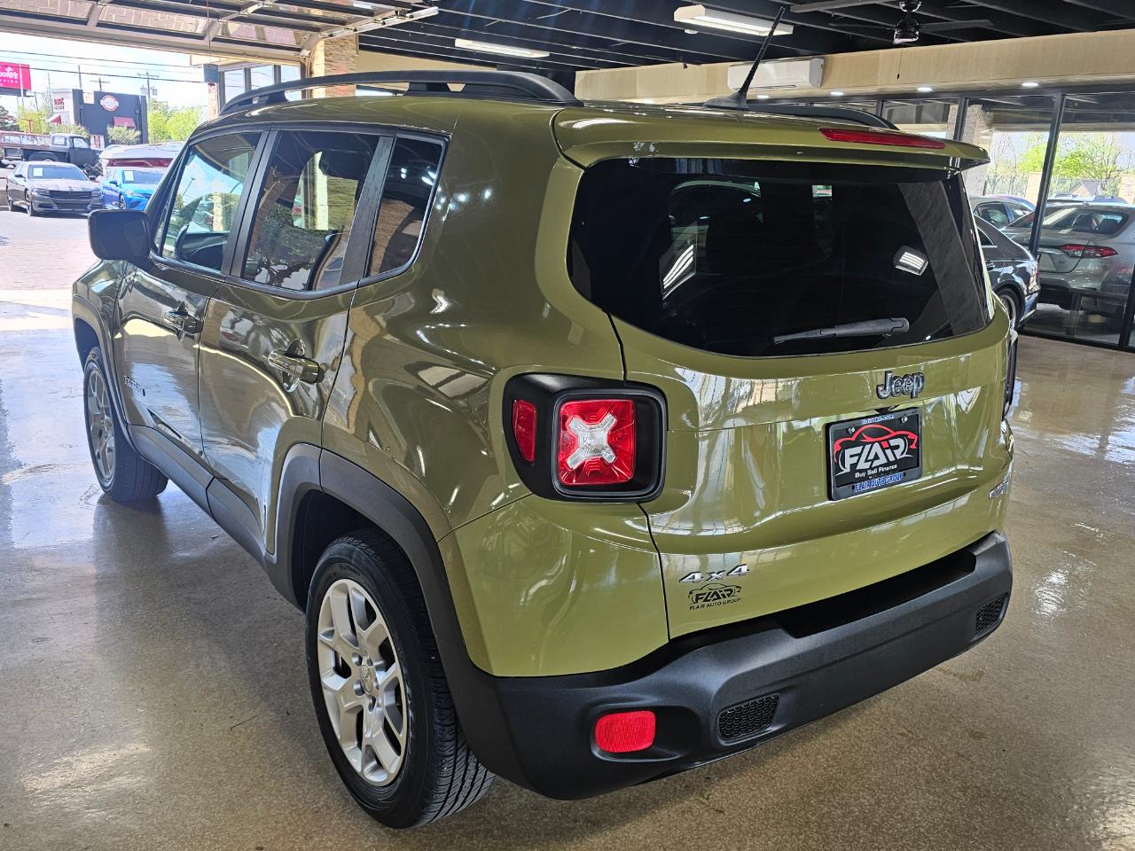 Jeep Renegade 4WD 4dr Latitude 2015