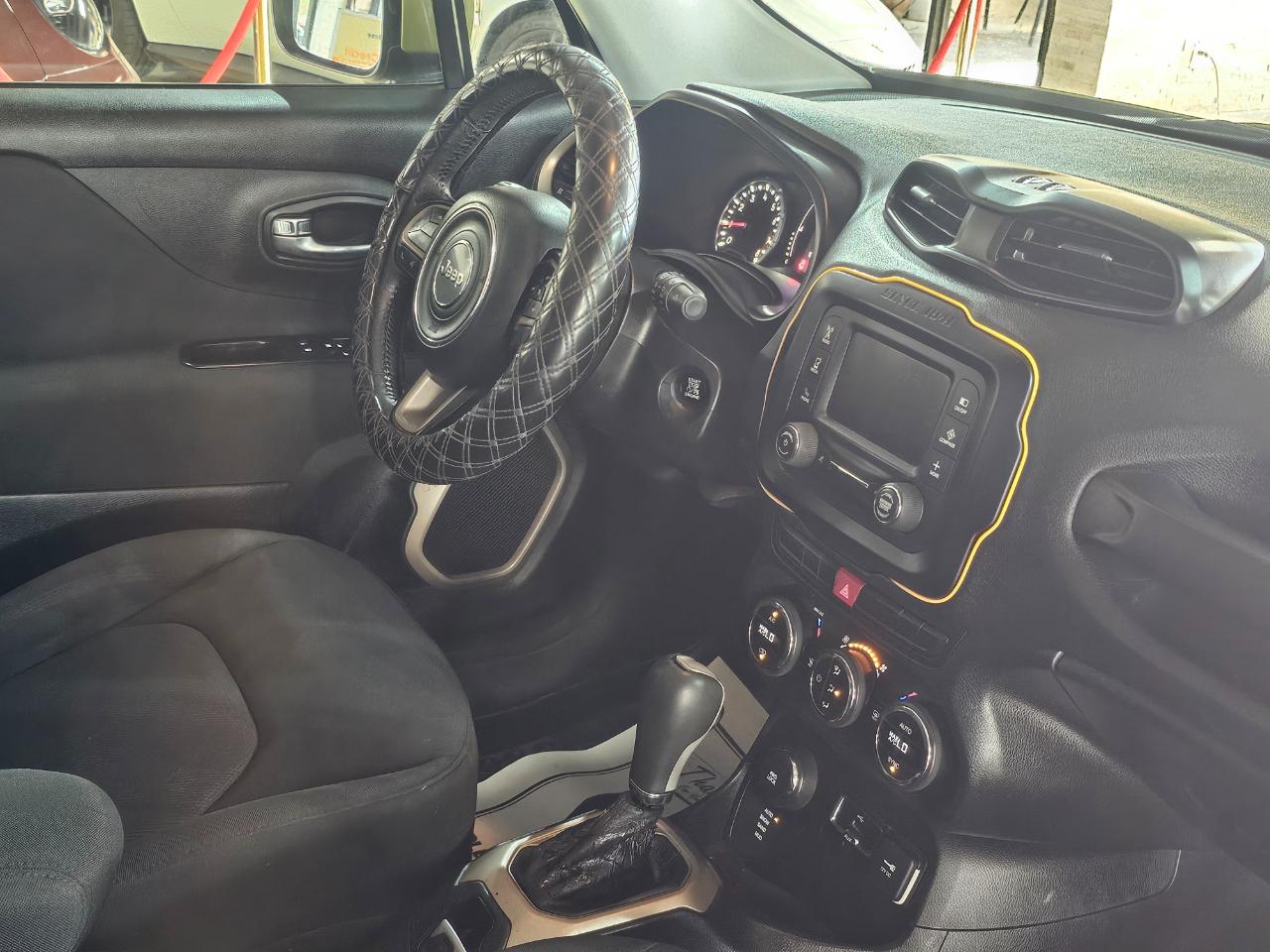 Jeep Renegade 4WD 4dr Latitude 2015