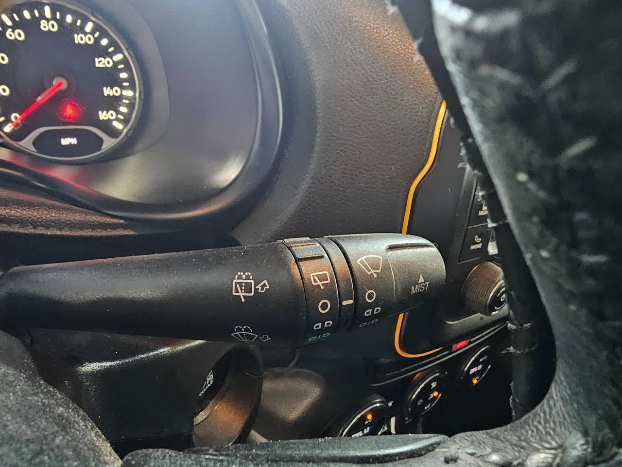 Jeep Renegade 4WD 4dr Latitude 2015