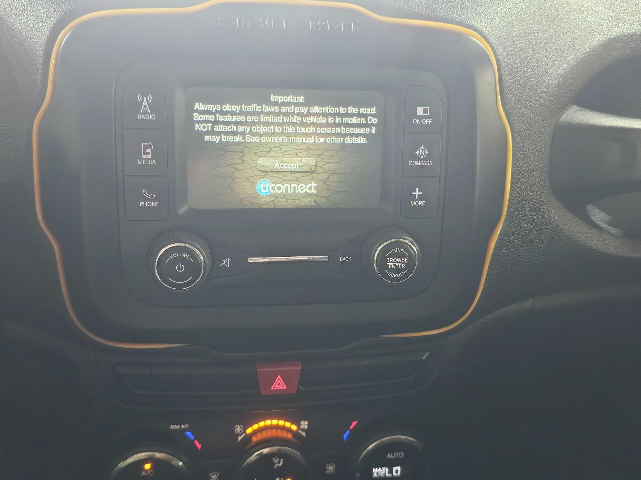 Jeep Renegade 4WD 4dr Latitude 2015