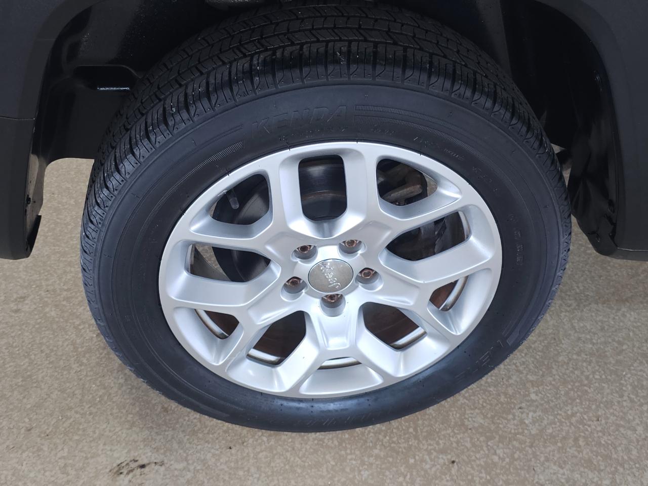 Jeep Renegade 4WD 4dr Latitude 2015