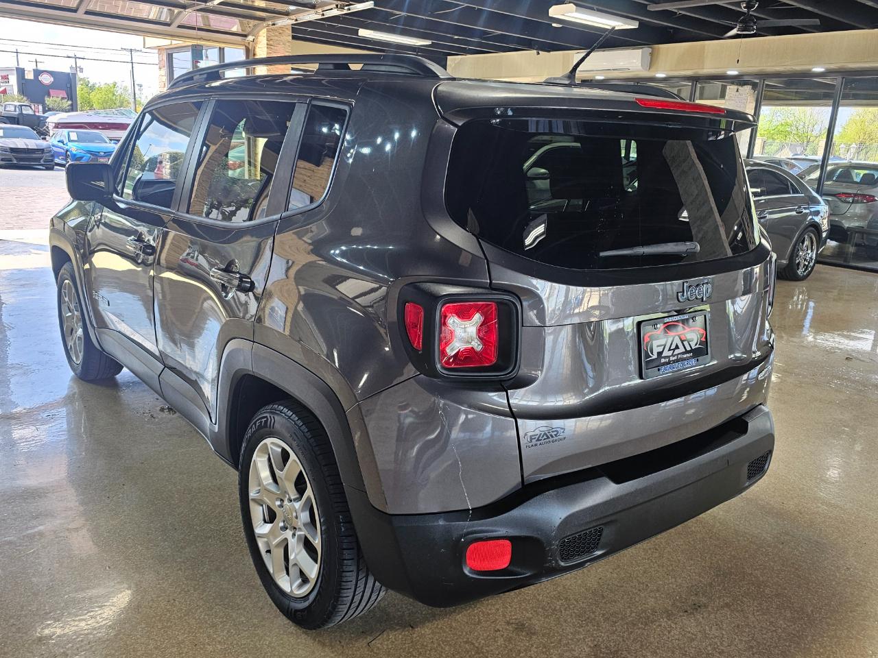 Jeep Renegade FWD 4dr Latitude 2016