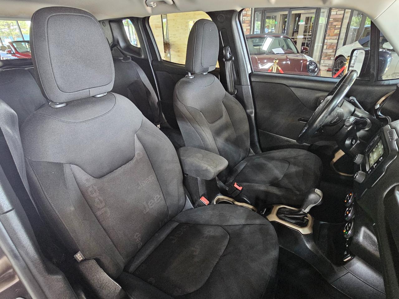 Jeep Renegade FWD 4dr Latitude 2016