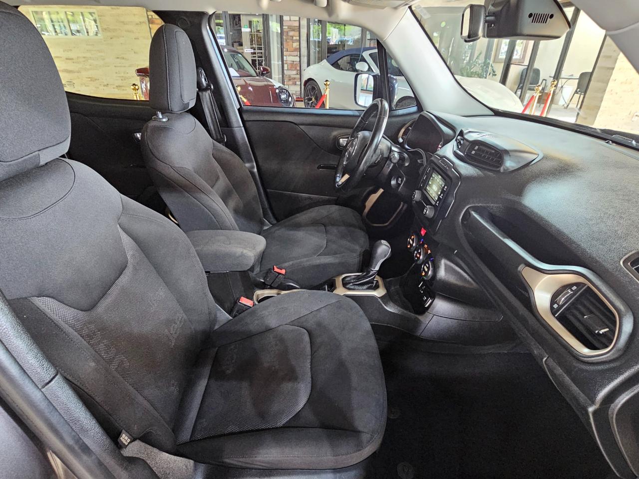 Jeep Renegade FWD 4dr Latitude 2016