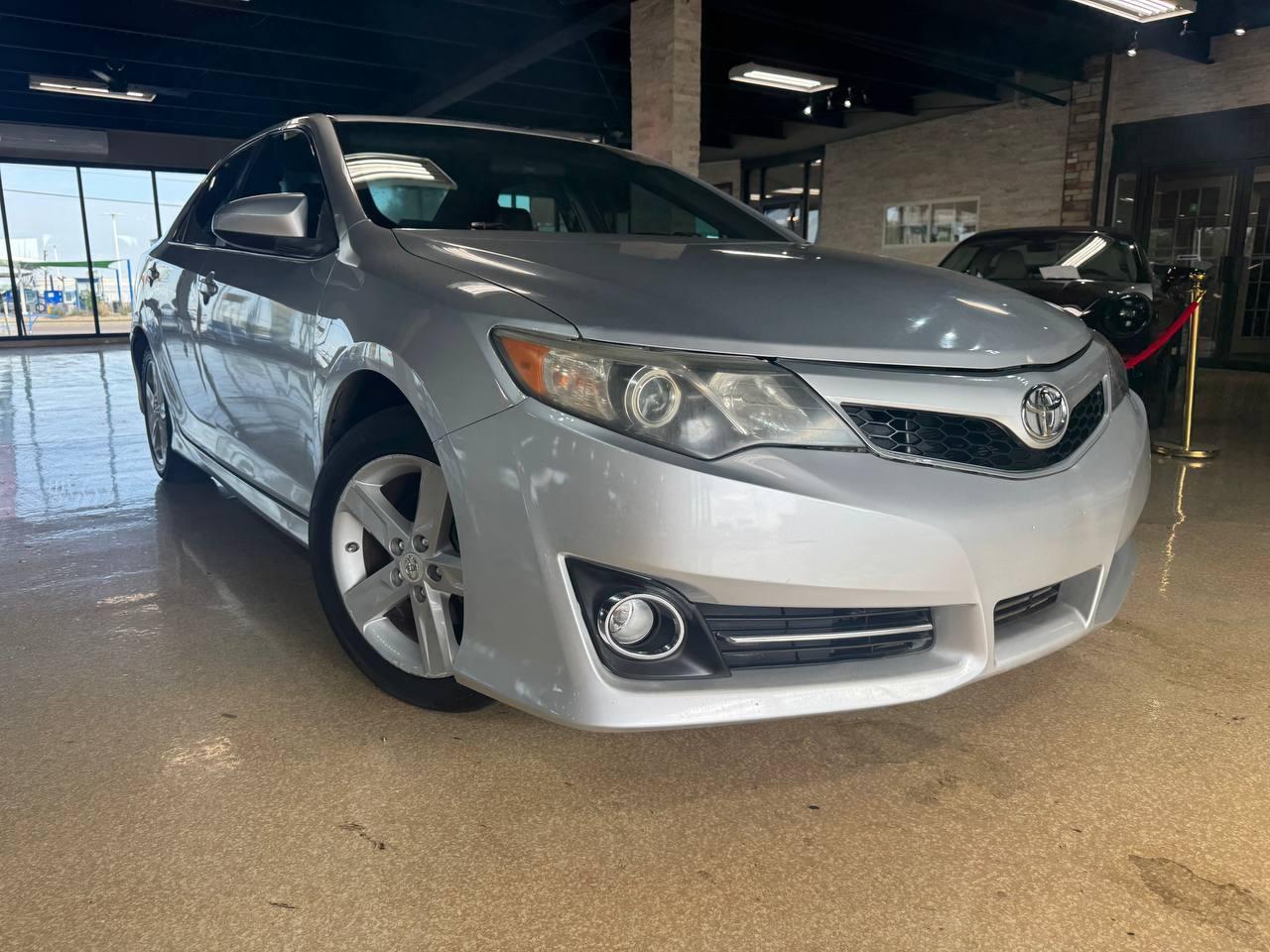 2012 Toyota Camry 4dr Sdn I4 Auto L (Natl)