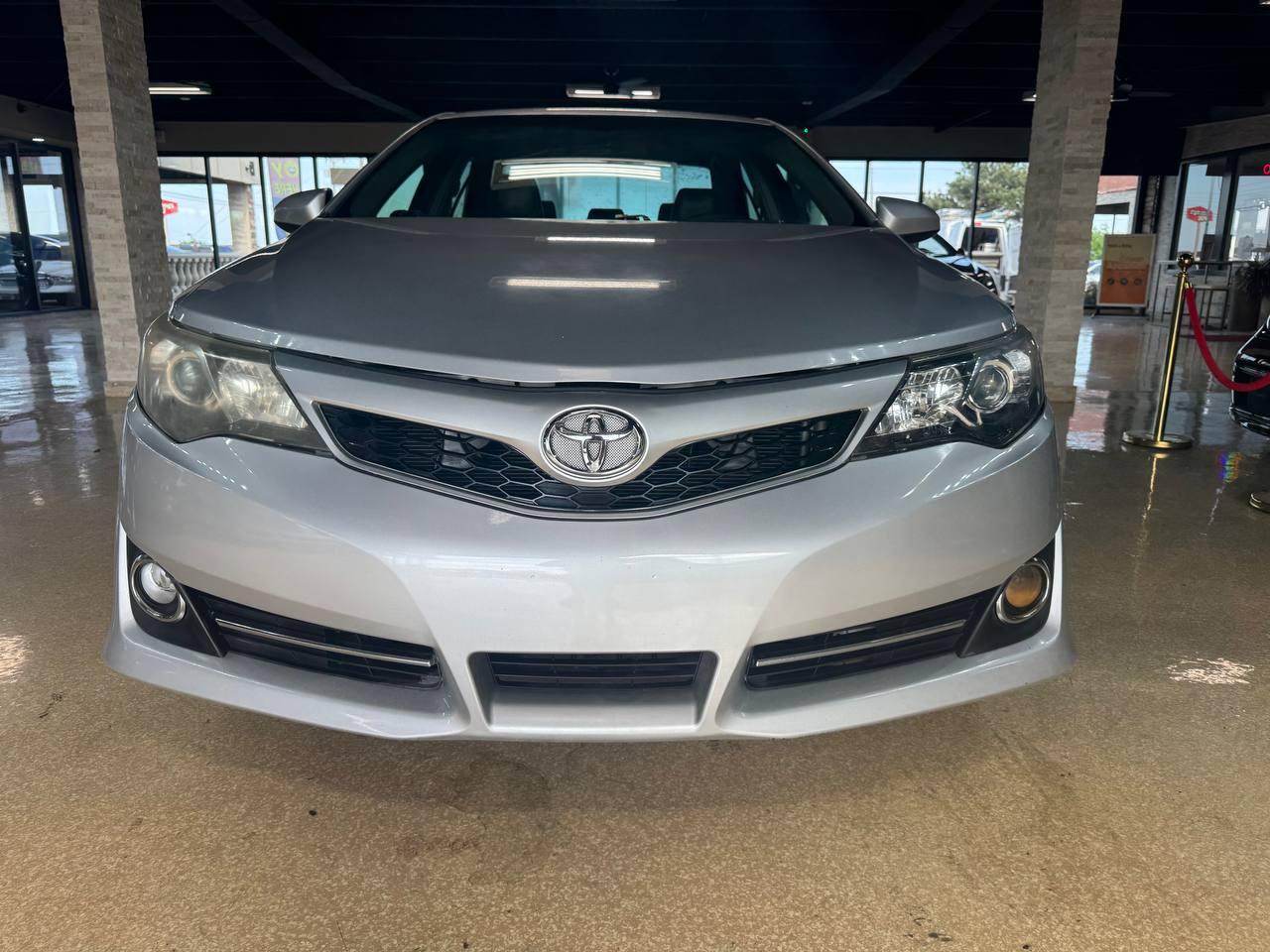 Toyota Camry 4dr Sdn I4 Auto SE Sport Limited Edition (Natl) 2012