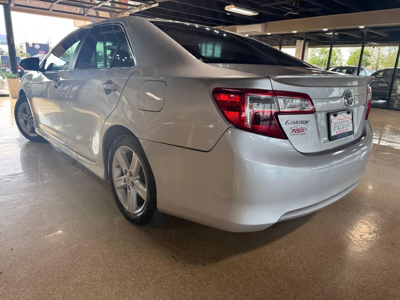 Toyota Camry 4dr Sdn I4 Auto SE Sport Limited Edition (Natl) 2012