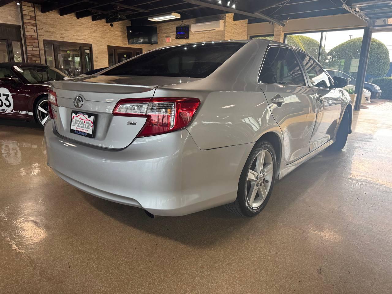Toyota Camry 4dr Sdn I4 Auto SE Sport Limited Edition (Natl) 2012