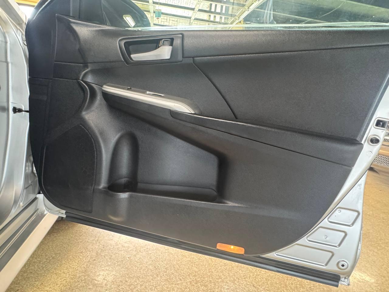 Toyota Camry 4dr Sdn I4 Auto SE Sport Limited Edition (Natl) 2012