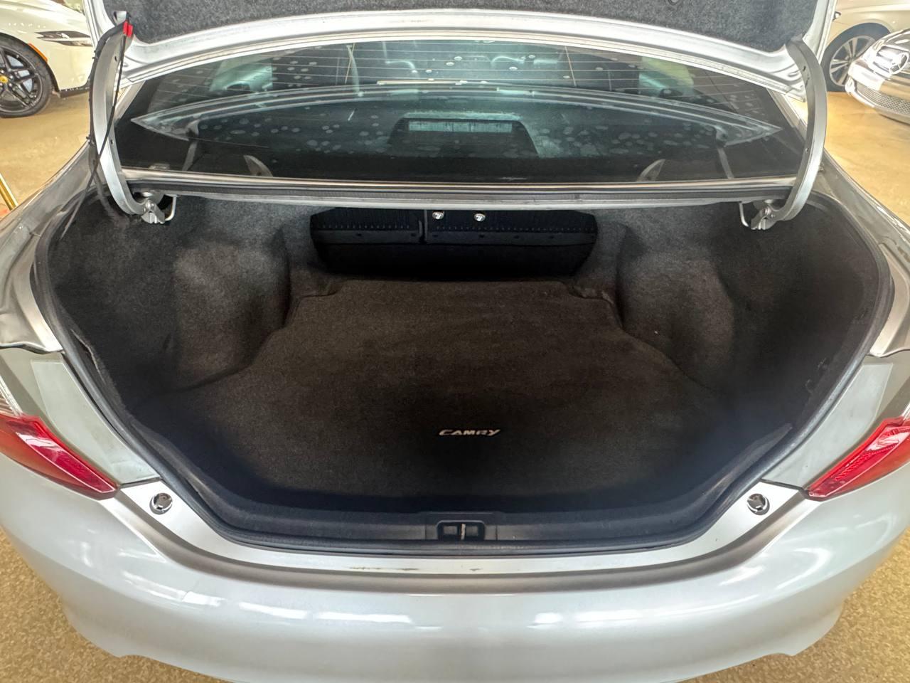 Toyota Camry 4dr Sdn I4 Auto SE Sport Limited Edition (Natl) 2012