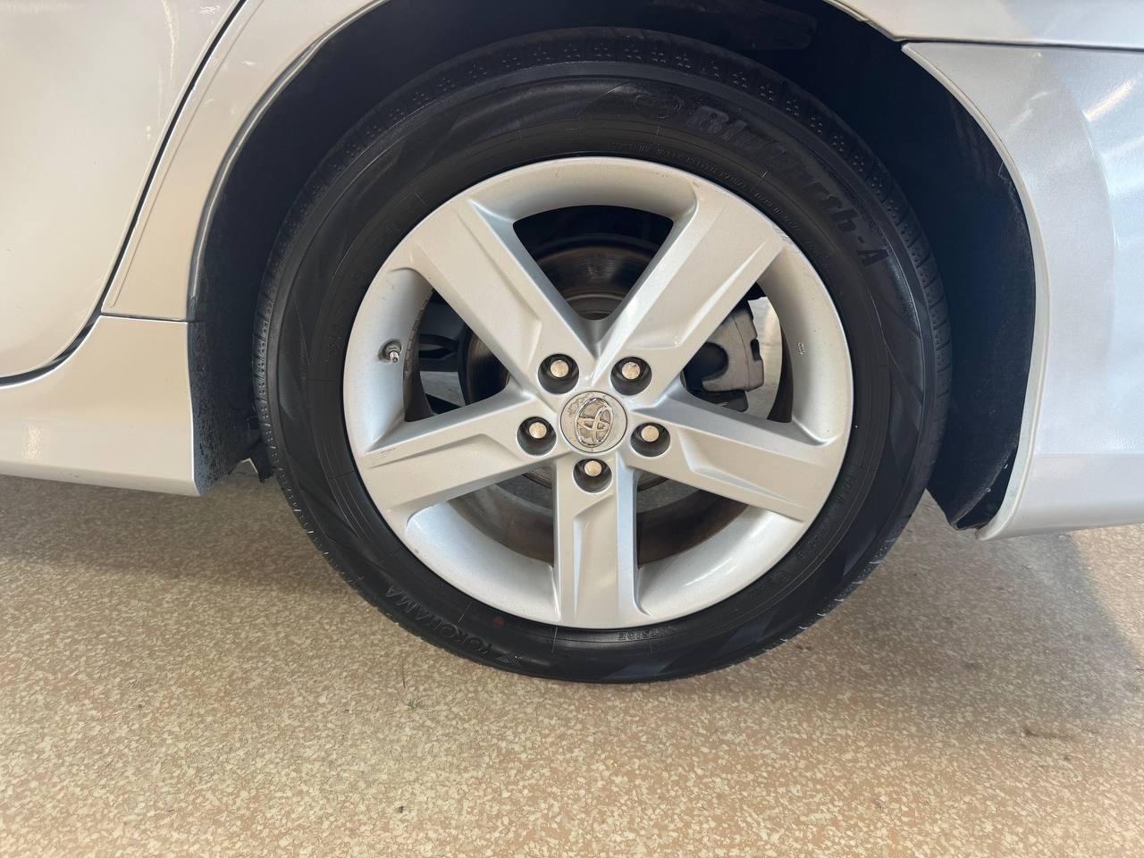 Toyota Camry 4dr Sdn I4 Auto SE Sport Limited Edition (Natl) 2012