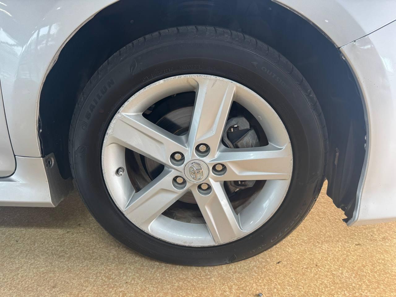 Toyota Camry 4dr Sdn I4 Auto SE Sport Limited Edition (Natl) 2012