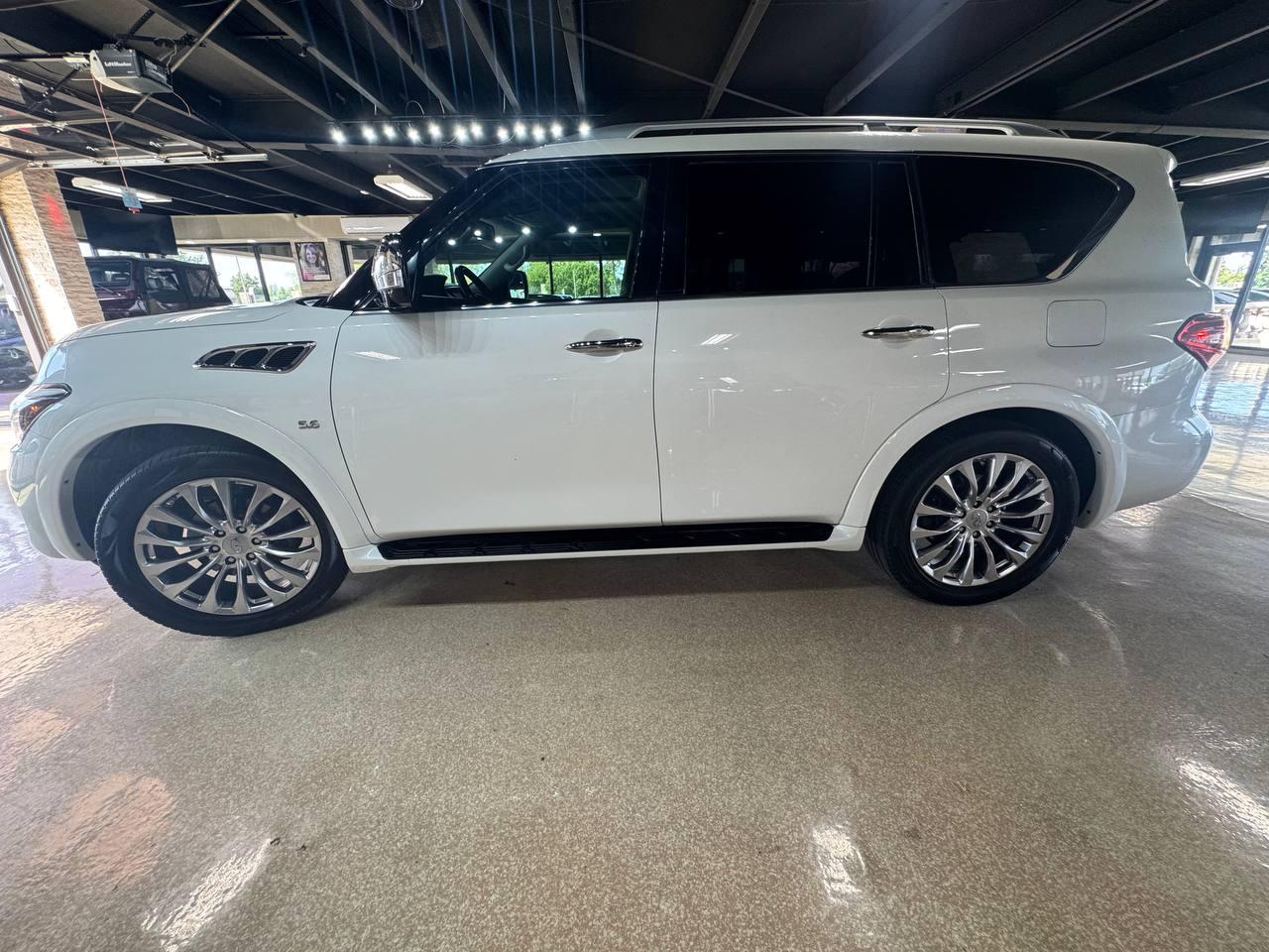 Infiniti QX80 RWD 2017