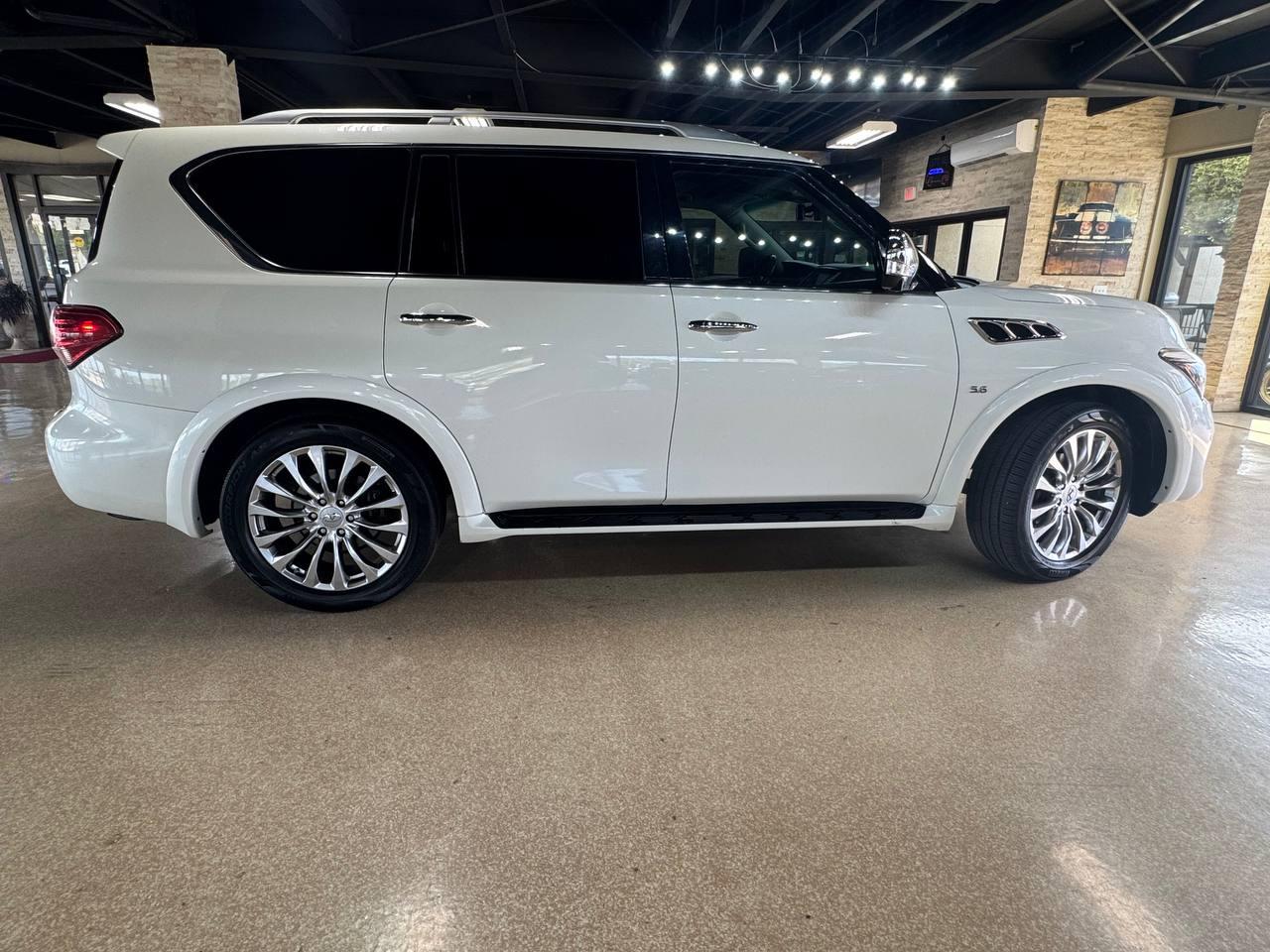 Infiniti QX80 RWD 2017