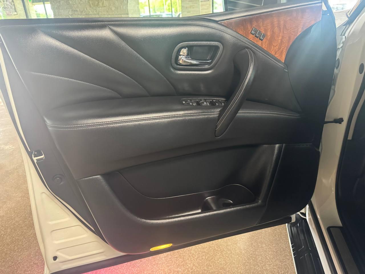 Infiniti QX80 RWD 2017