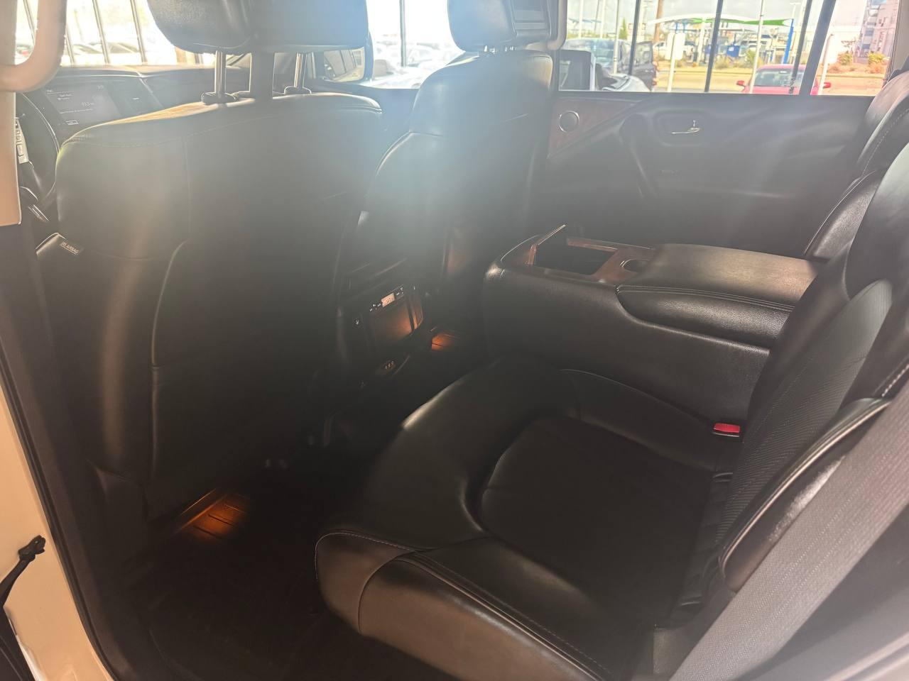 Infiniti QX80 RWD 2017