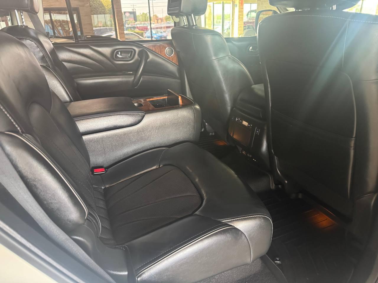 Infiniti QX80 RWD 2017