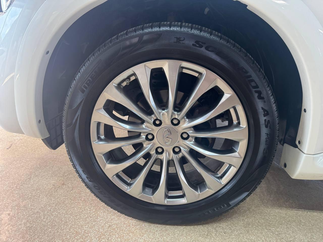 Infiniti QX80 RWD 2017