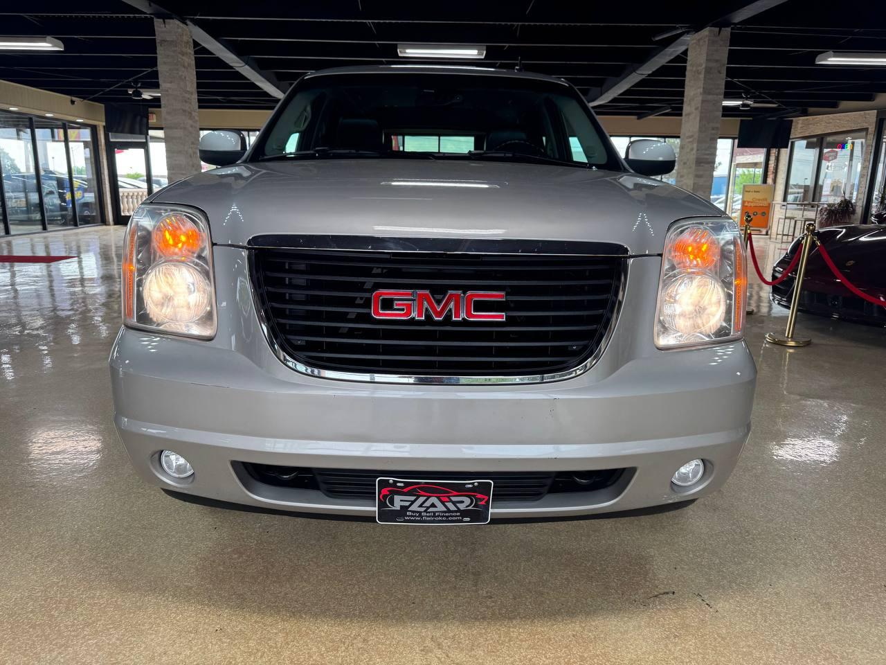 GMC Yukon 2WD 4dr 1500 SLT 2007