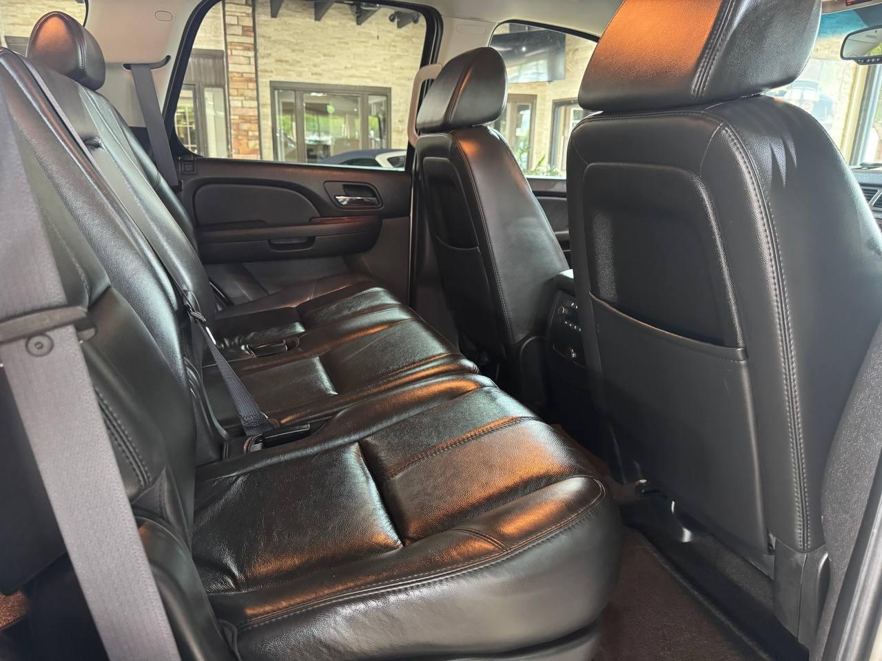 GMC Yukon 2WD 4dr 1500 SLT 2007