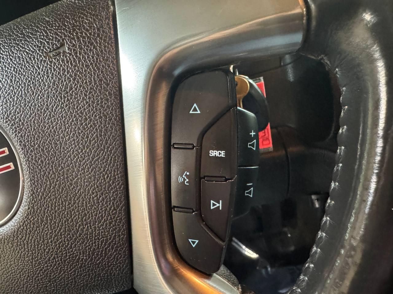 GMC Yukon 2WD 4dr 1500 SLT 2007