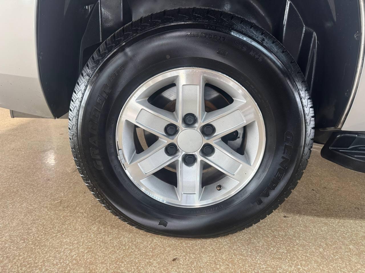 GMC Yukon 2WD 4dr 1500 SLT 2007