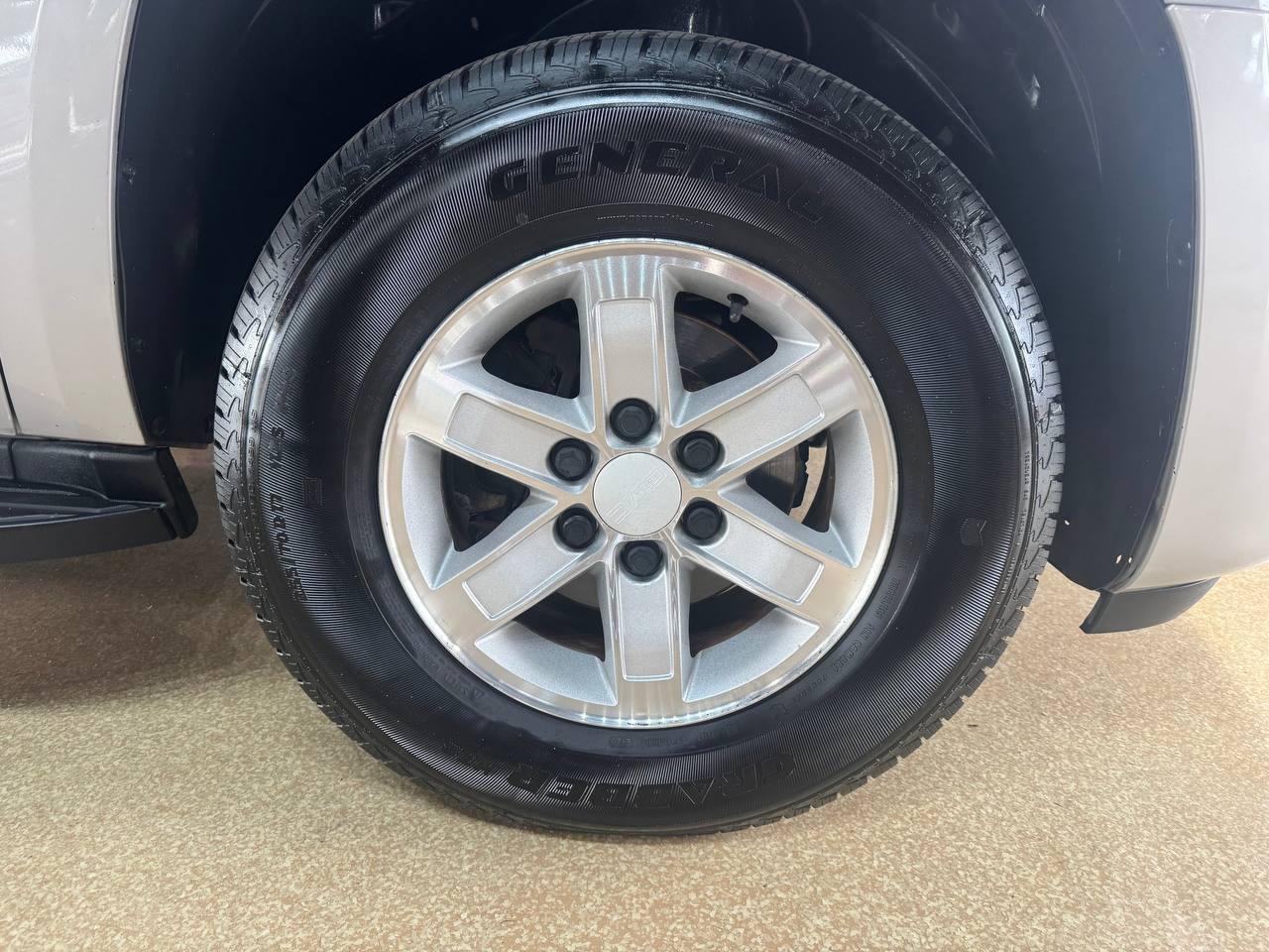 GMC Yukon 2WD 4dr 1500 SLT 2007