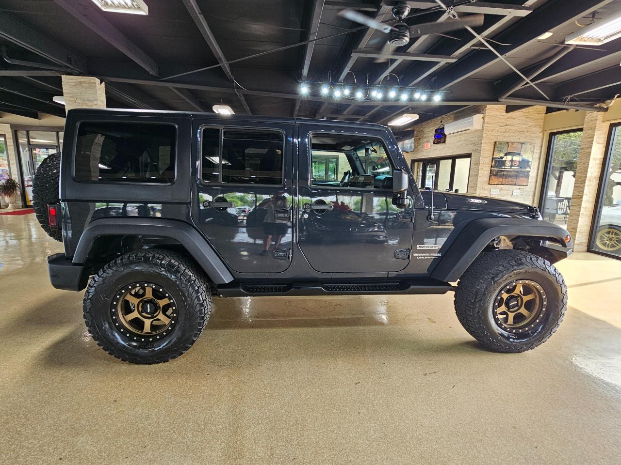 Jeep Wrangler JK Unlimited Sport S 4x4 2018