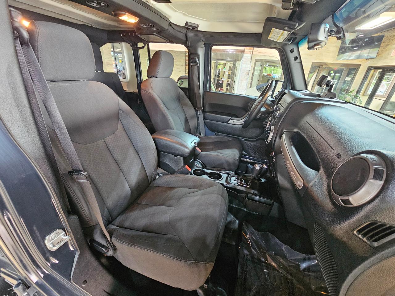 Jeep Wrangler JK Unlimited Sport S 4x4 2018