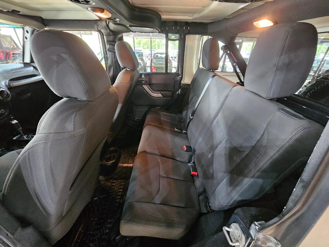 Jeep Wrangler JK Unlimited Sport S 4x4 2018