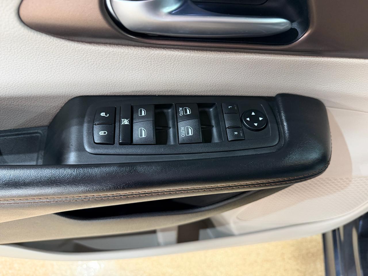 Chrysler Pacifica Touring L FWD 2019