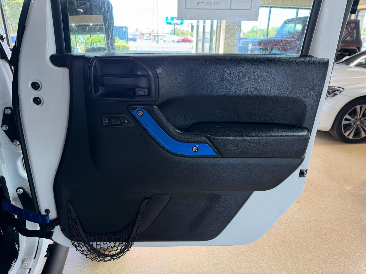 Jeep Wrangler Unlimited 4WD 4dr Sport 2016