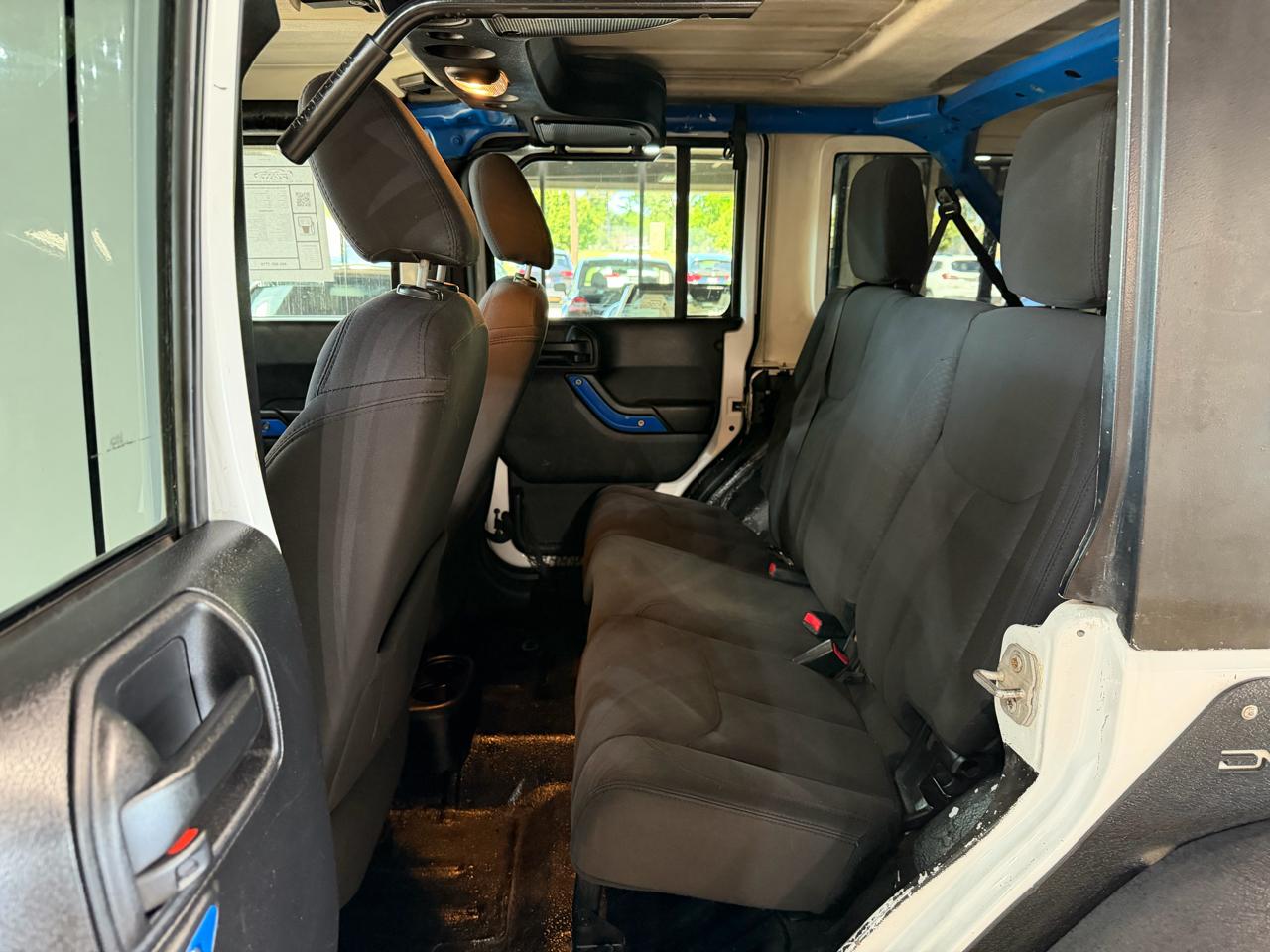 Jeep Wrangler Unlimited 4WD 4dr Sport 2016