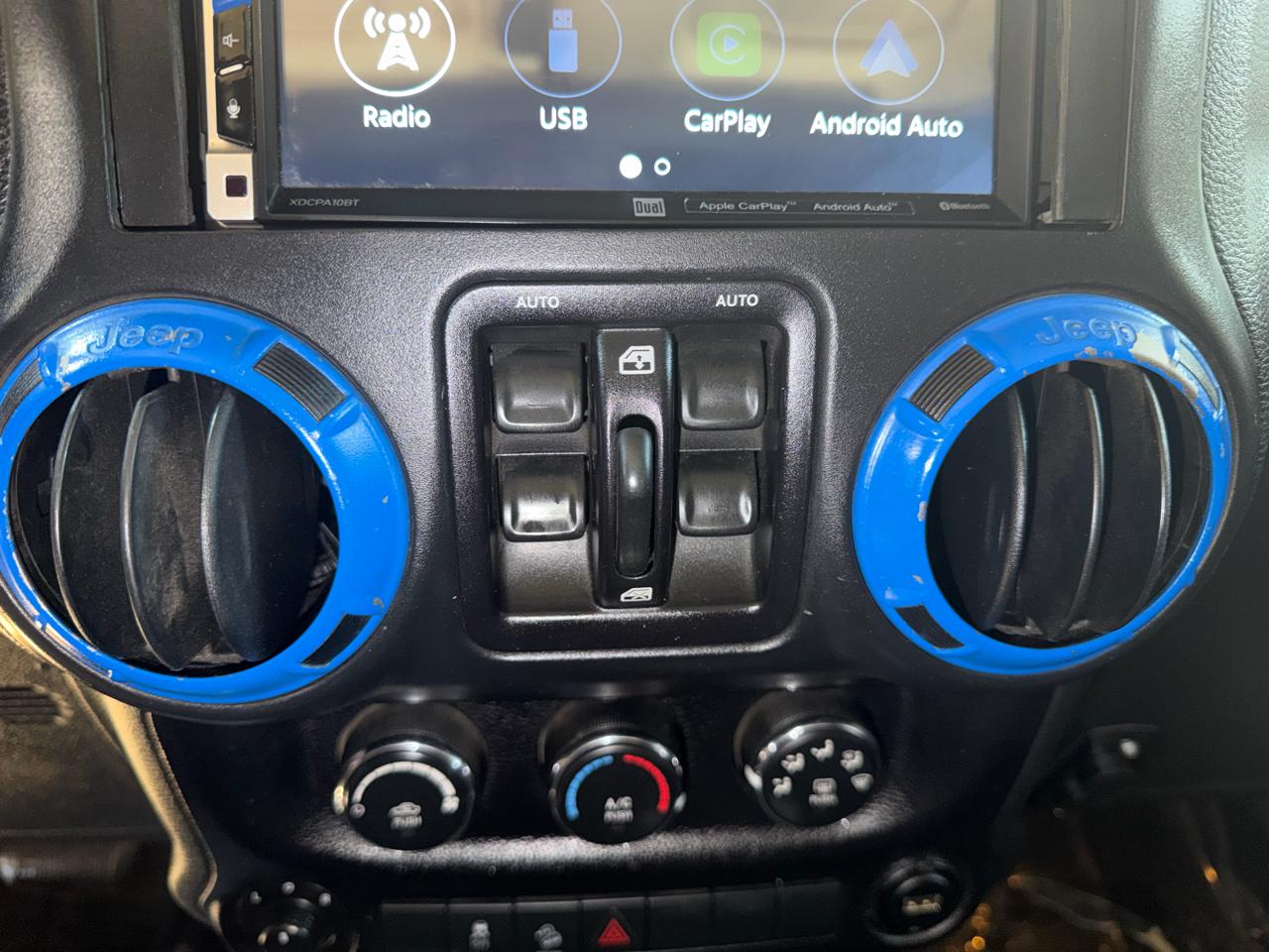 Jeep Wrangler Unlimited 4WD 4dr Sport 2016