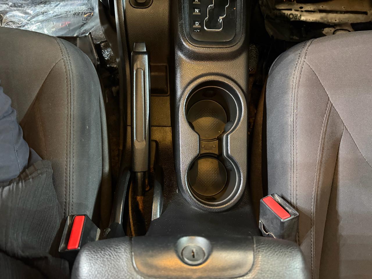 Jeep Wrangler Unlimited 4WD 4dr Sport 2016