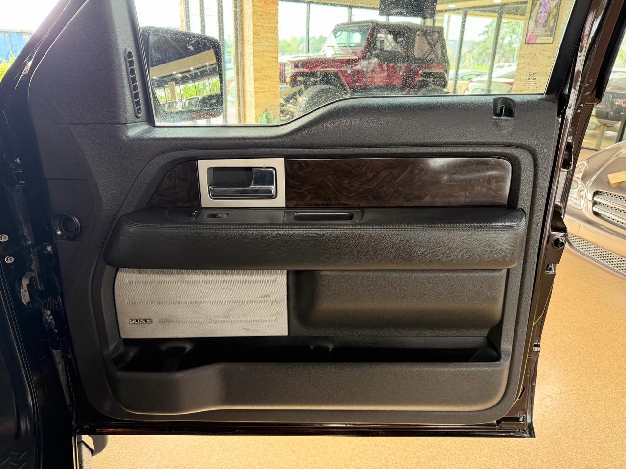 Ford F-150 4WD SuperCrew 145" XL 2013