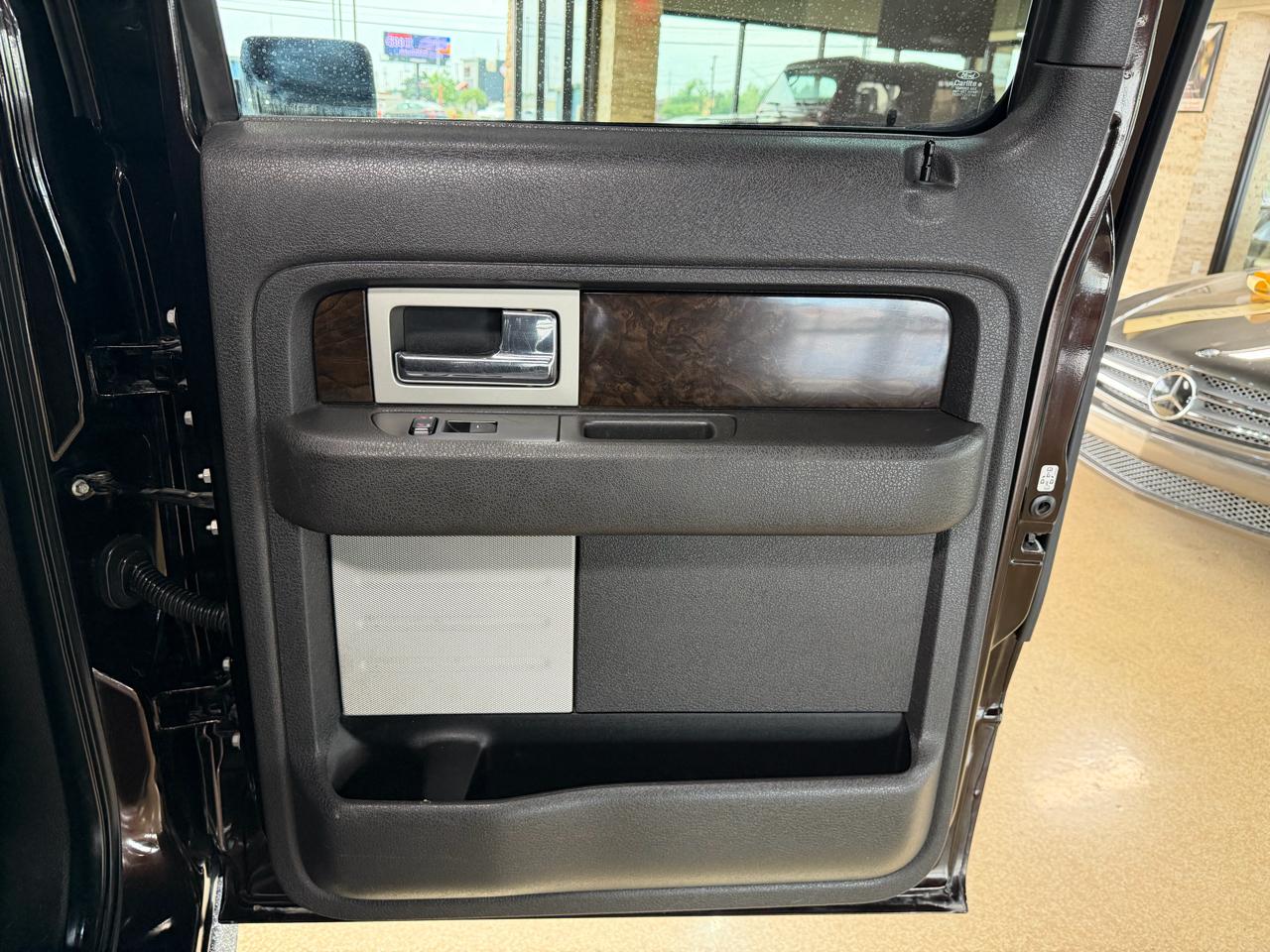 Ford F-150 4WD SuperCrew 145" XL 2013