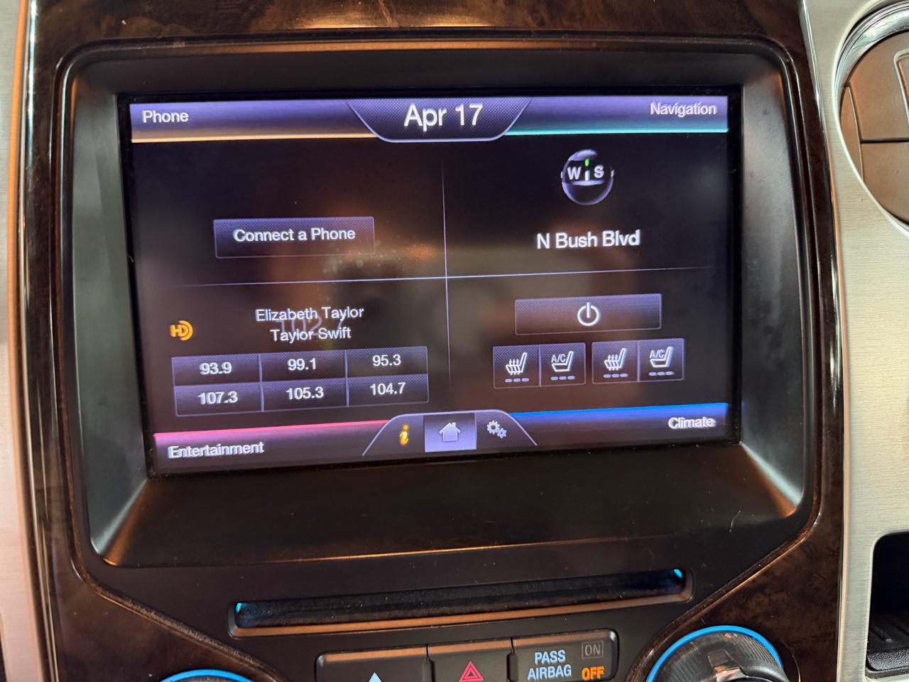 Ford F-150 4WD SuperCrew 145" XL 2013