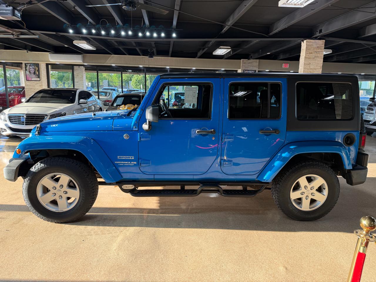 Jeep Wrangler Unlimited 4WD 4dr Sport 2011