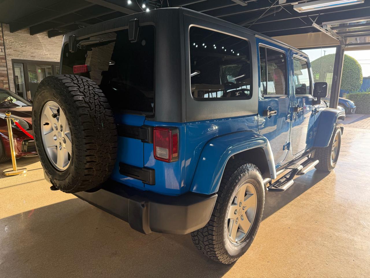 Jeep Wrangler Unlimited 4WD 4dr Sport 2011