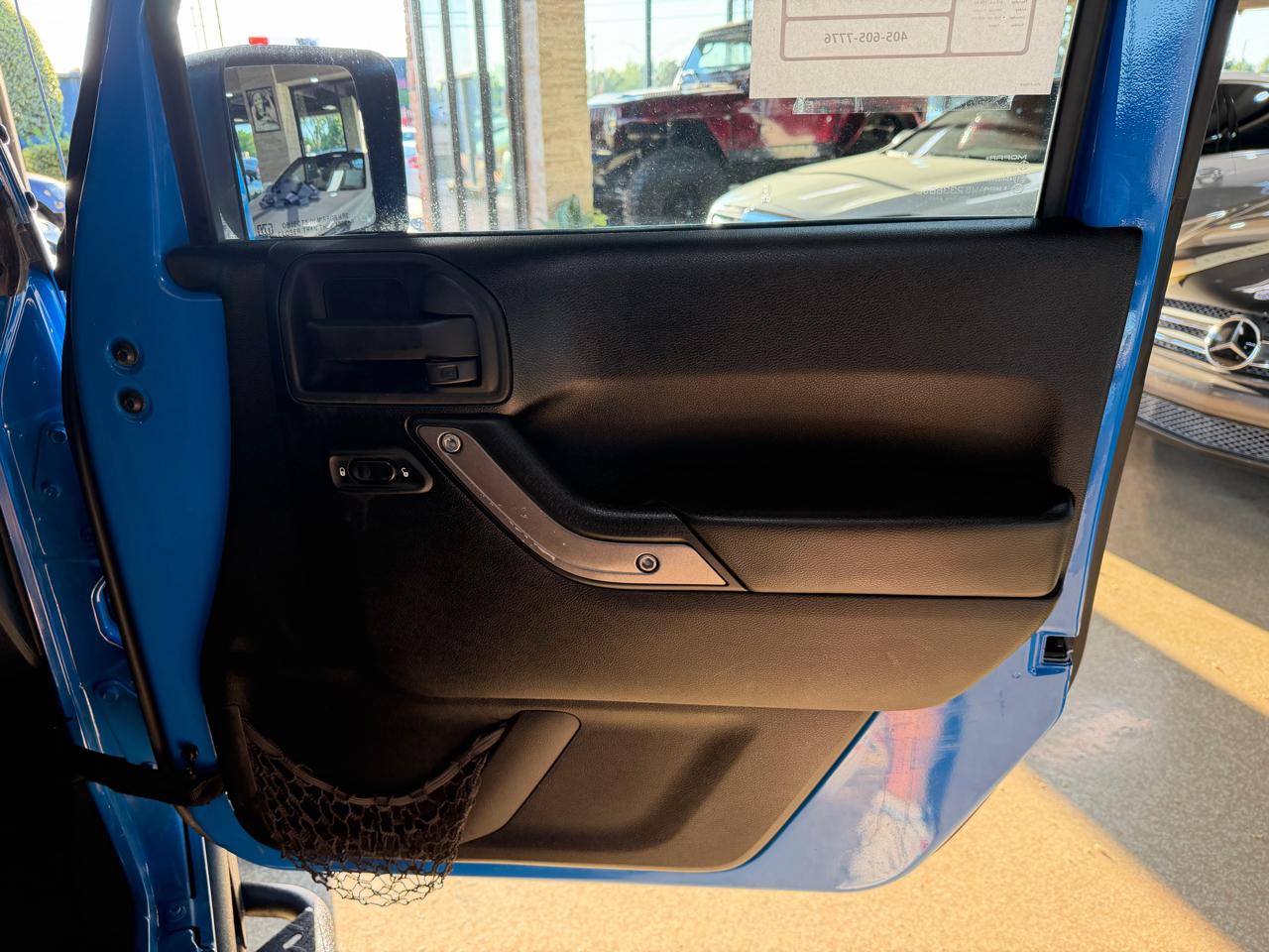 Jeep Wrangler Unlimited 4WD 4dr Sport 2011