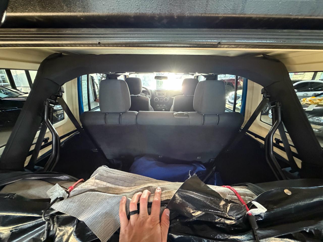 Jeep Wrangler Unlimited 4WD 4dr Sport 2011