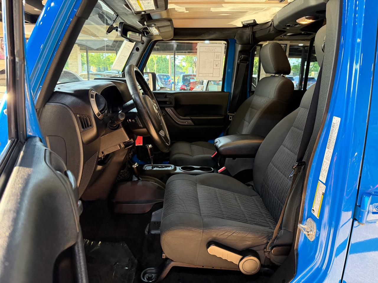 Jeep Wrangler Unlimited 4WD 4dr Sport 2011