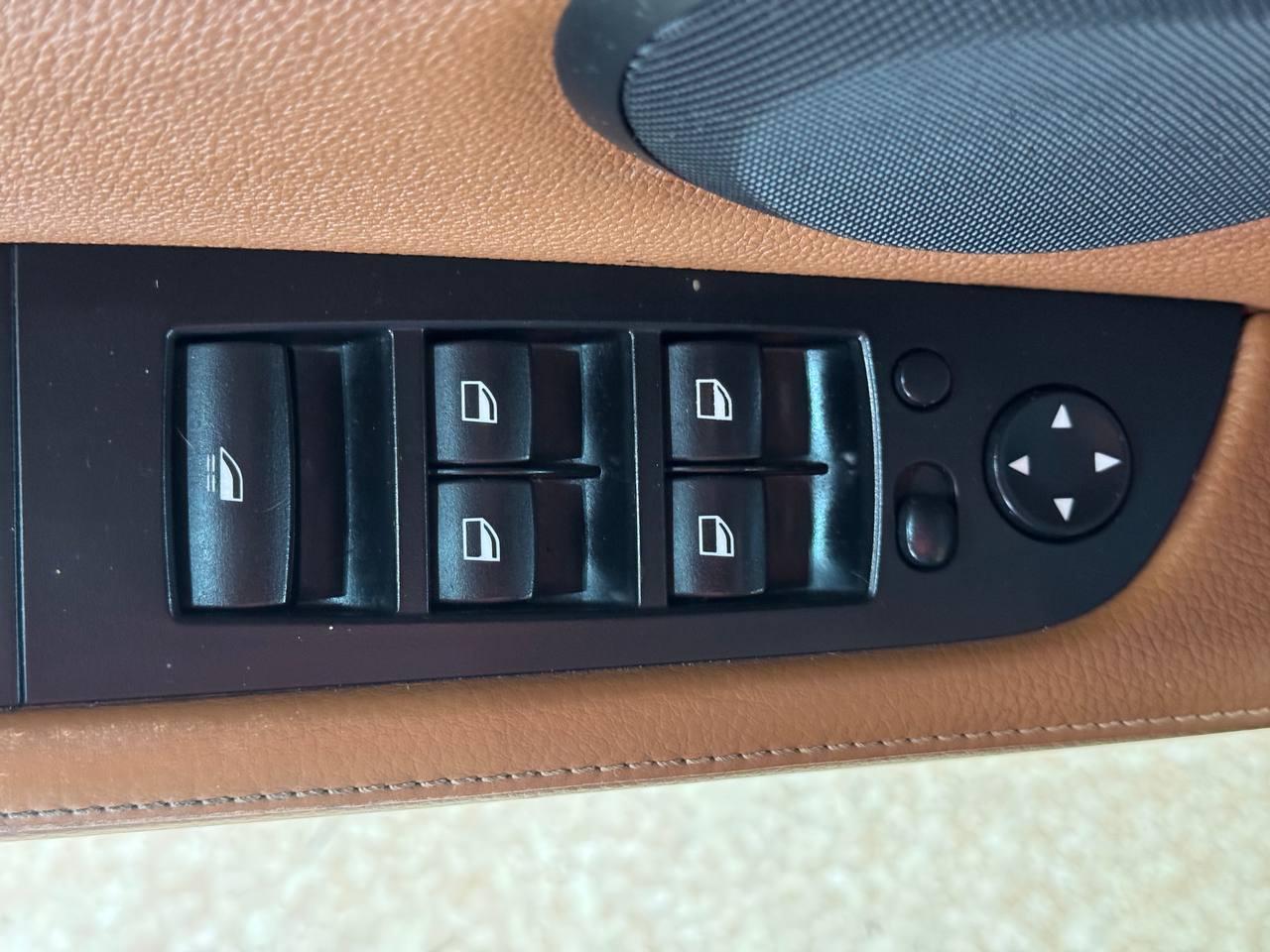 BMW 3 Series 2dr Conv 328i 2011